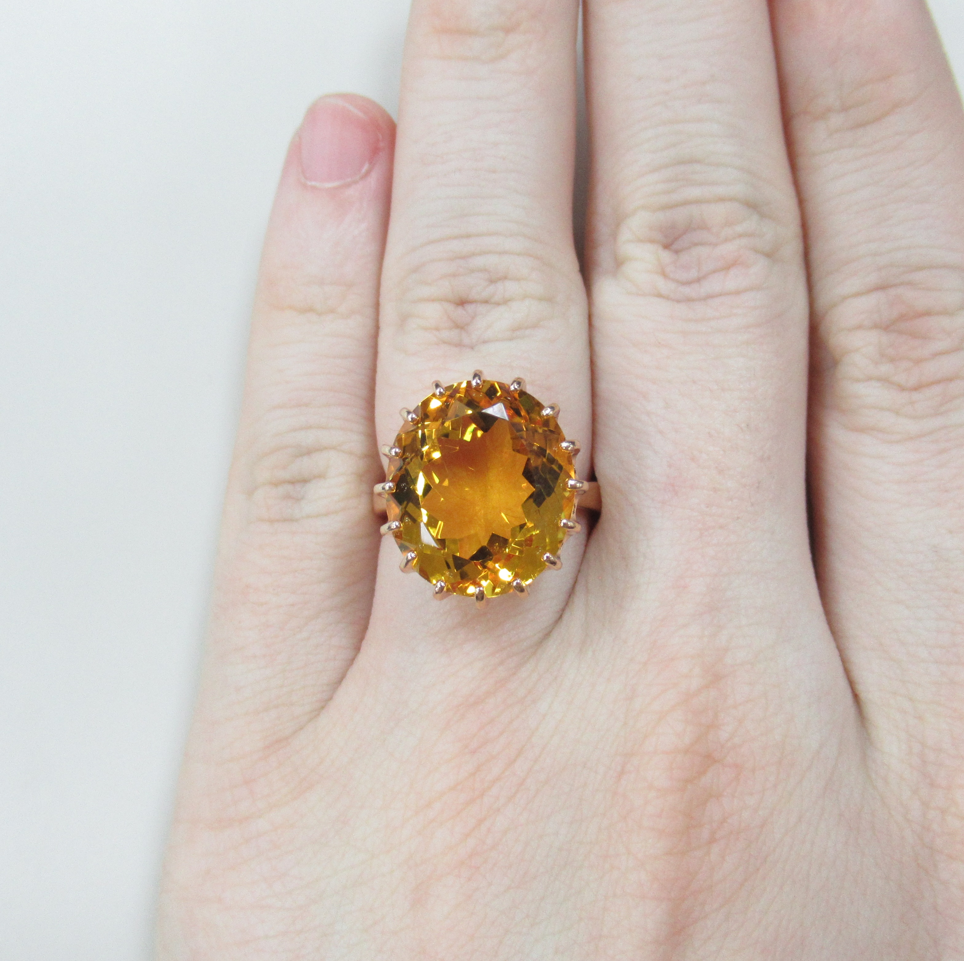 Серебряное кольцо с цитрином